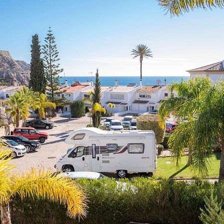 Beautiful Seaview 2 Bedroom Apartment Luz Extérieur photo